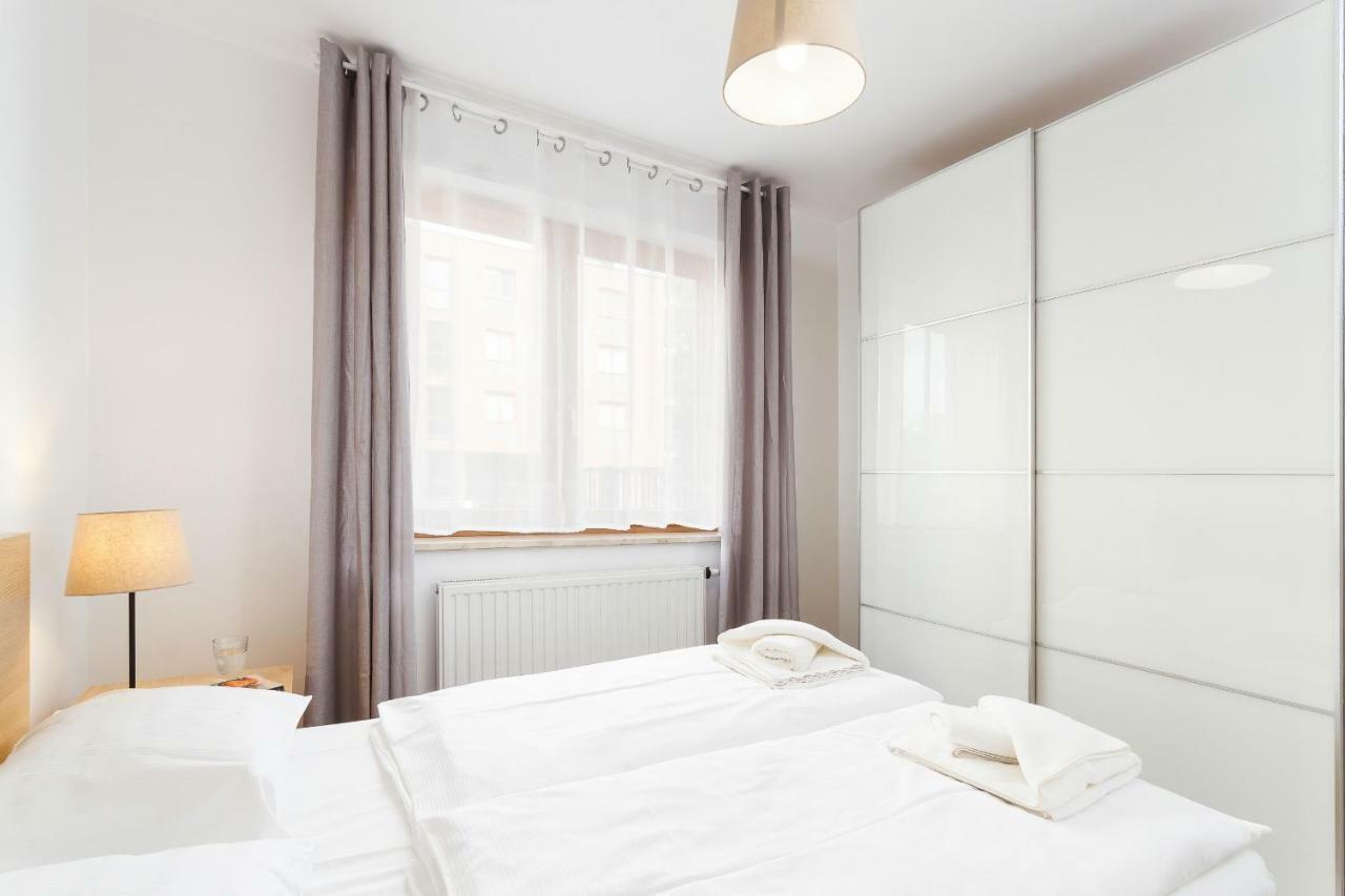 Claro Ii By Renters Apartment *