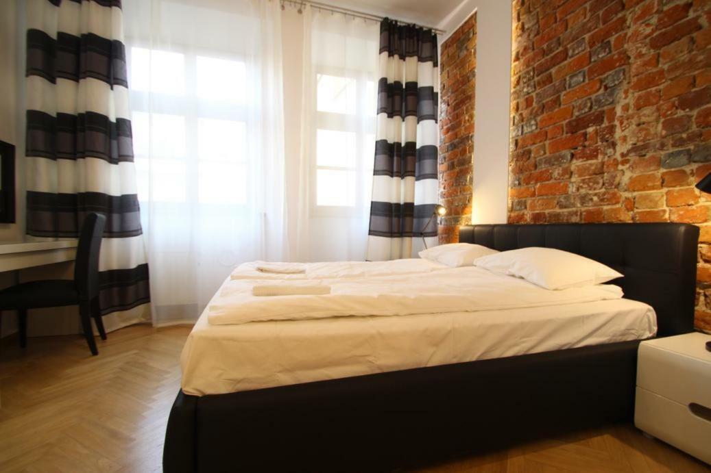 Main Market Square Aparthotel *