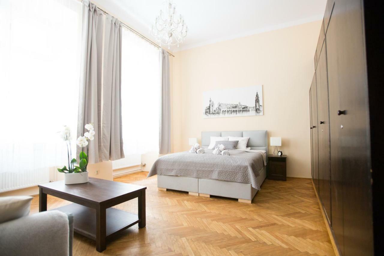 Apartment Apartments Roman Krakow