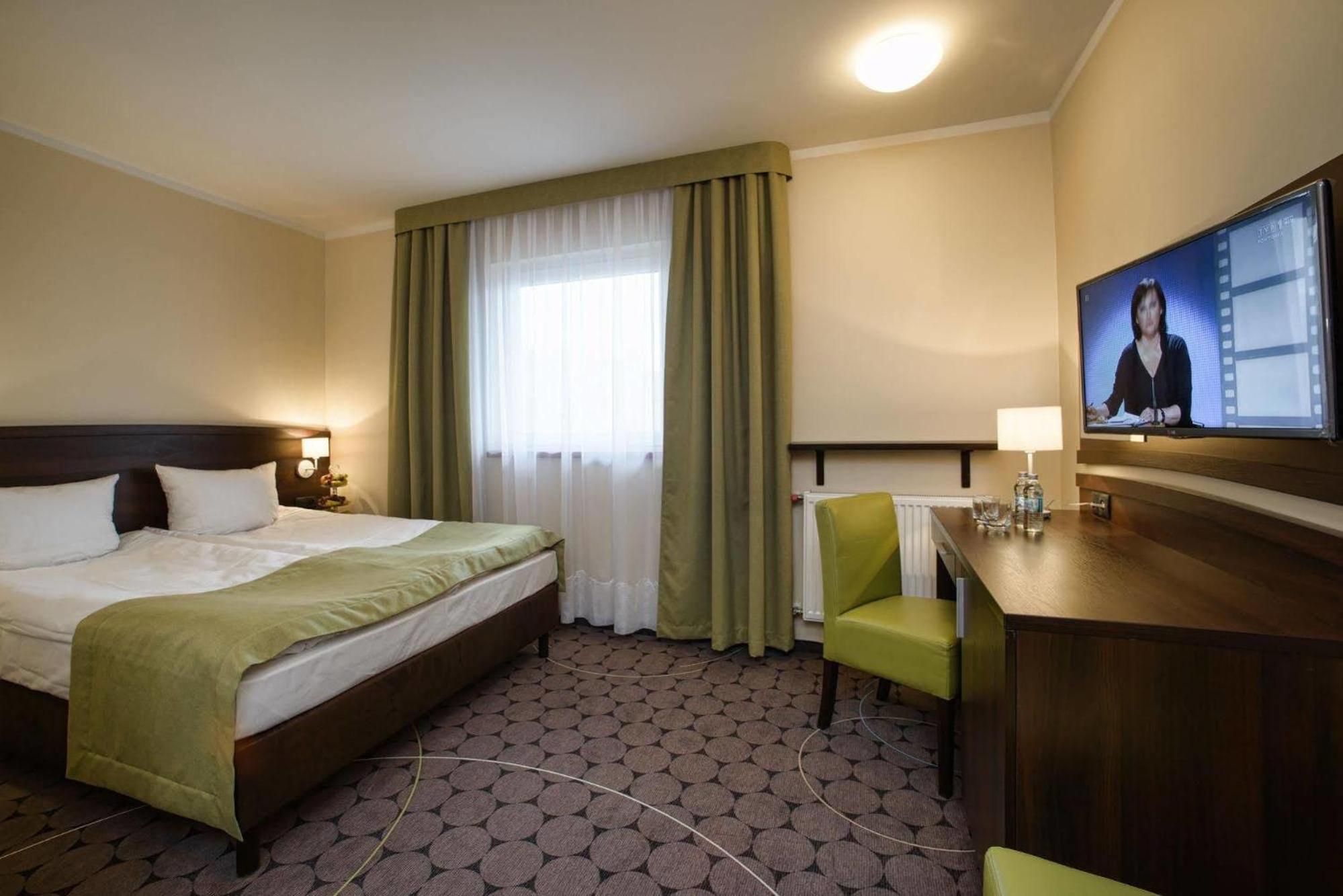Lumen 3* Krakow