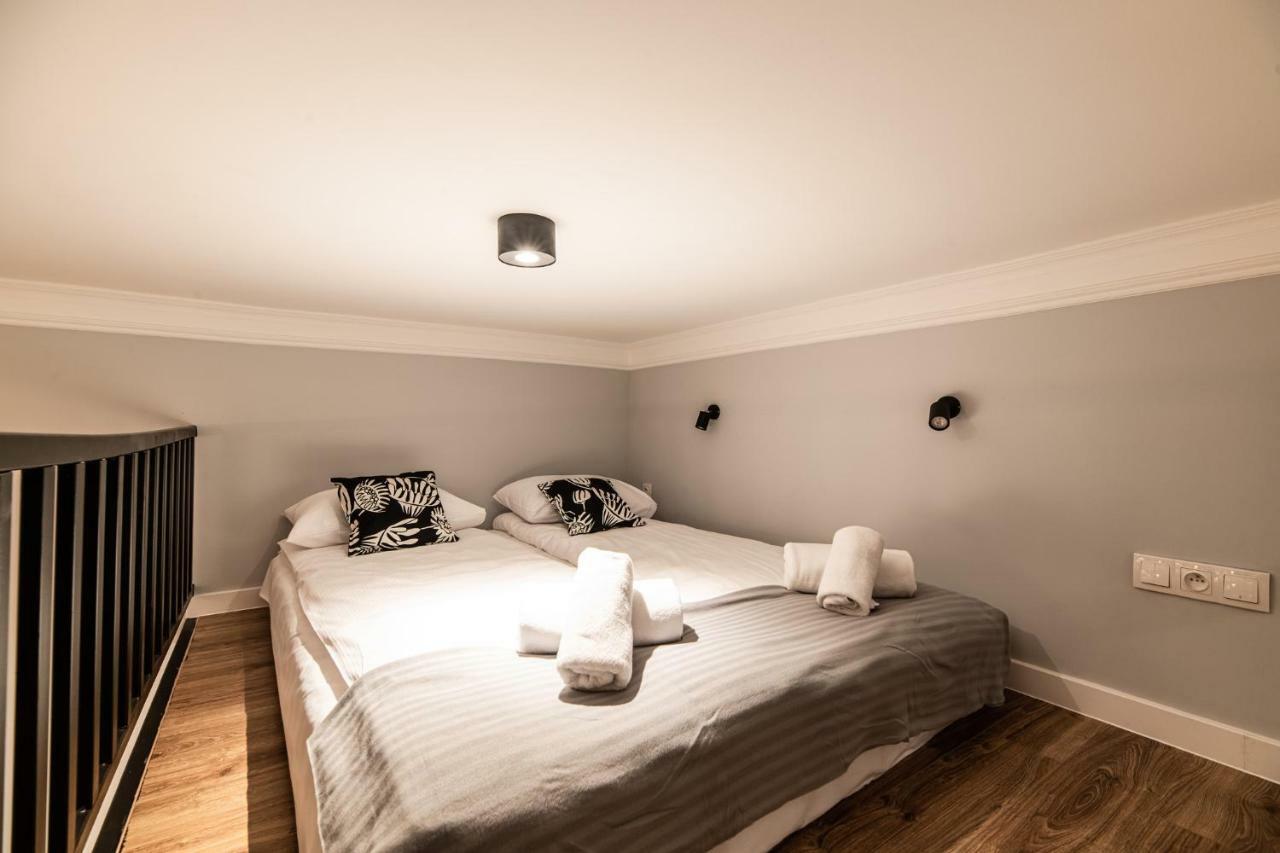 Lubomirskiego 23 Residence: Near Main Square & Station
