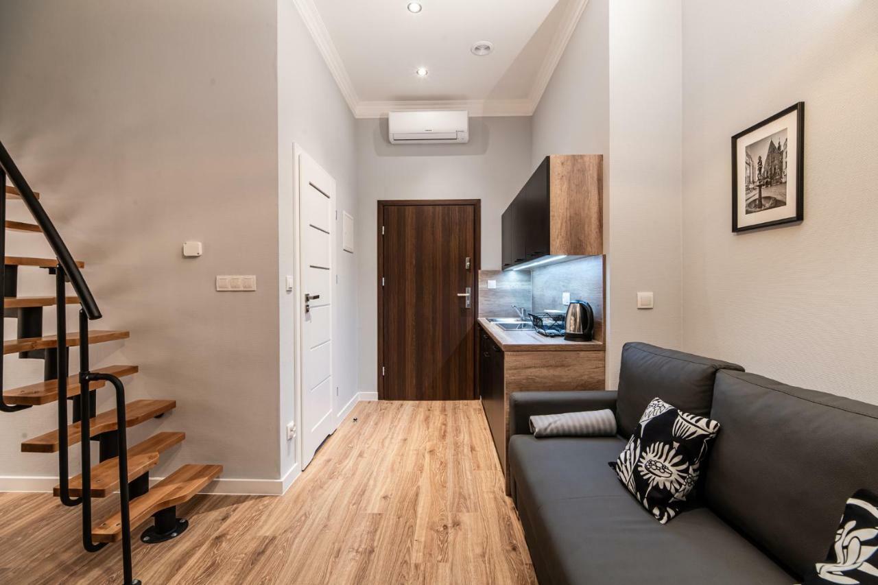Aparthotel Lubomirskiego 23 Residence: Near Main Square & Station *