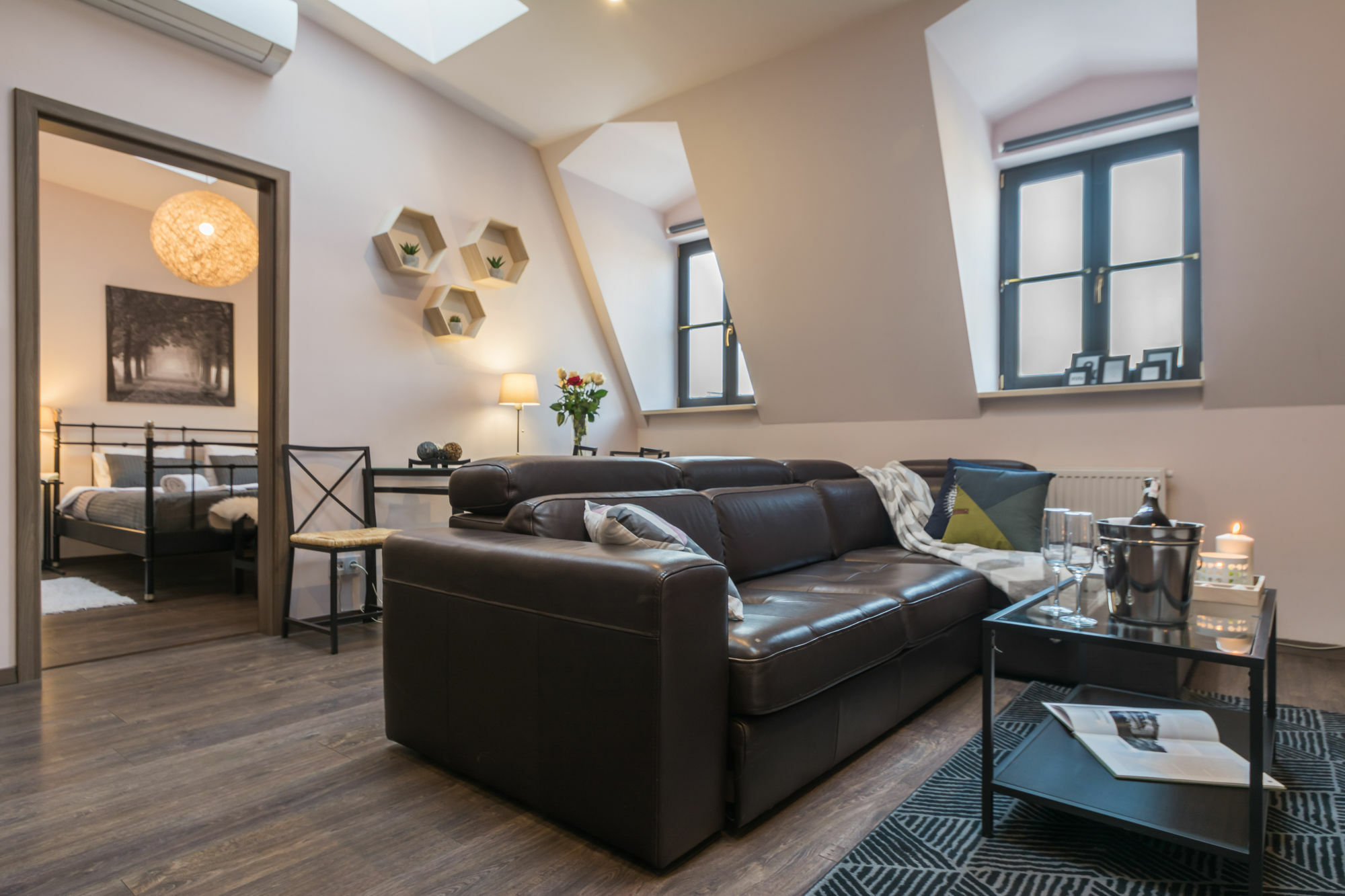 7 Koron - Exclusive Apartment Krakau