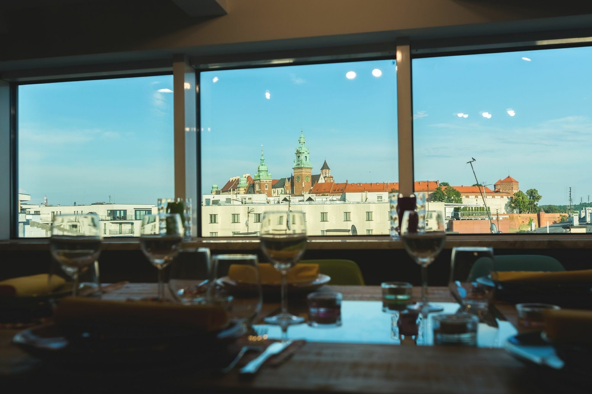 Aparthotel Views 2*