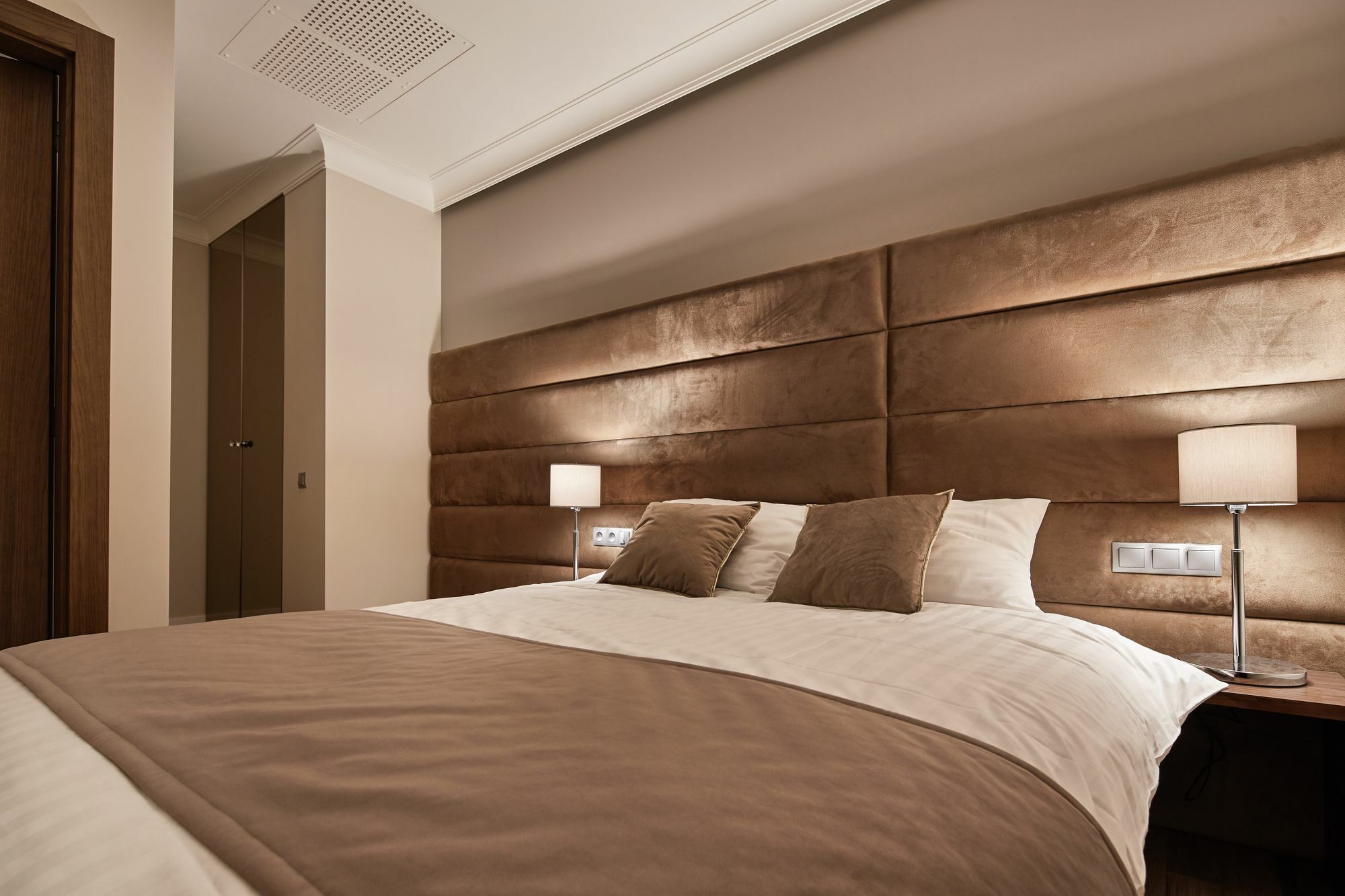 Aparthotel Views 2*