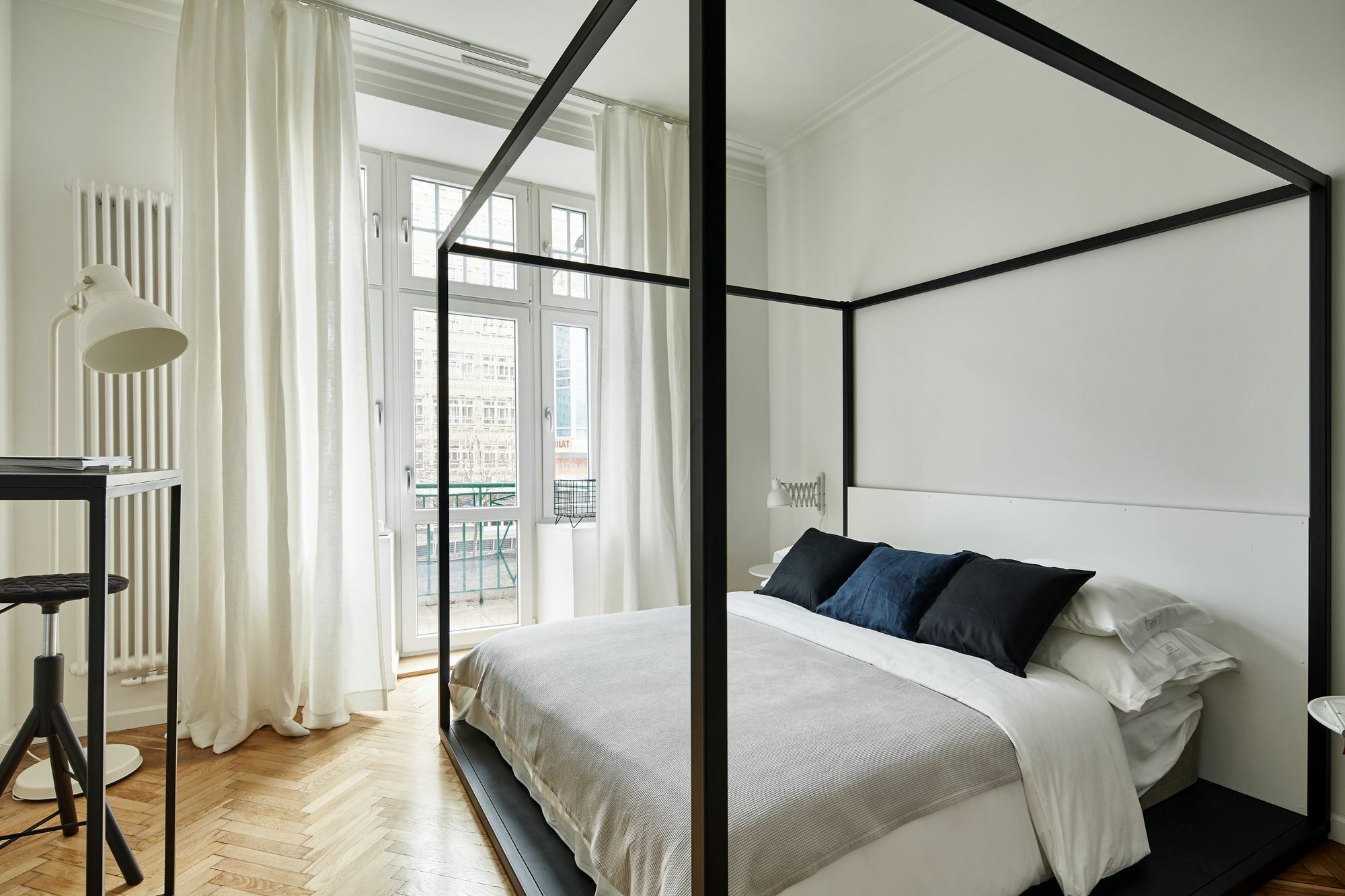 Aparthotel Four Stories - Krasinskiego