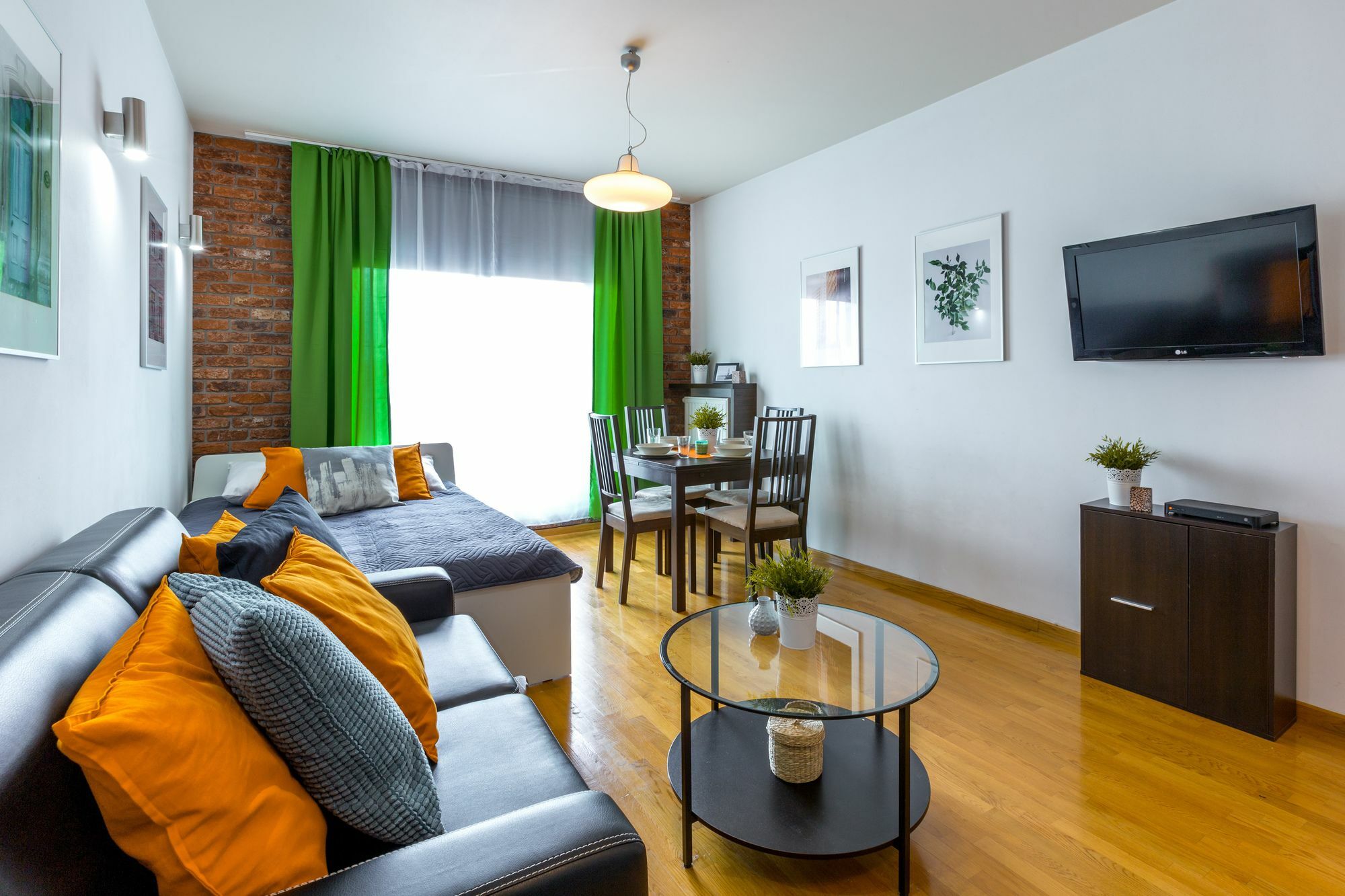 Friendhouse - Center Apartment