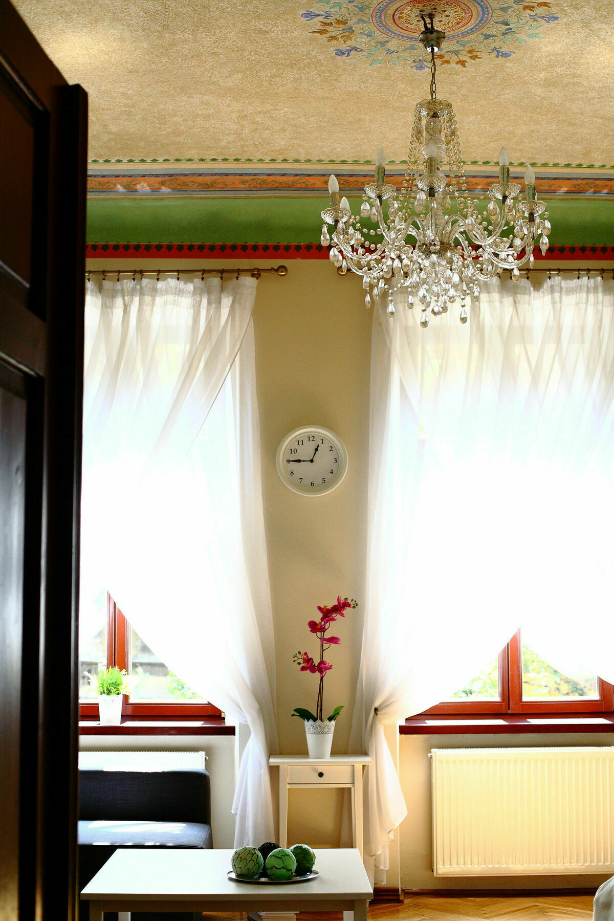 Friendhouse - Old *