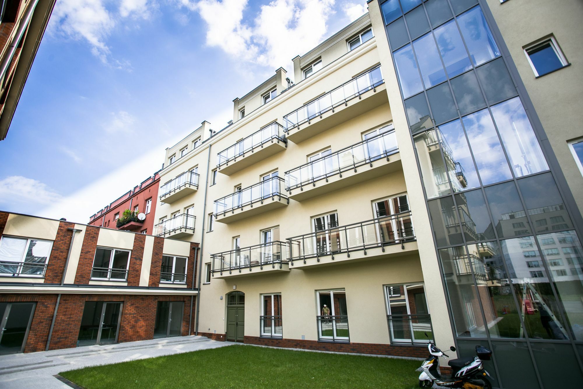 Apartment Friendhouse -train Station Krakow