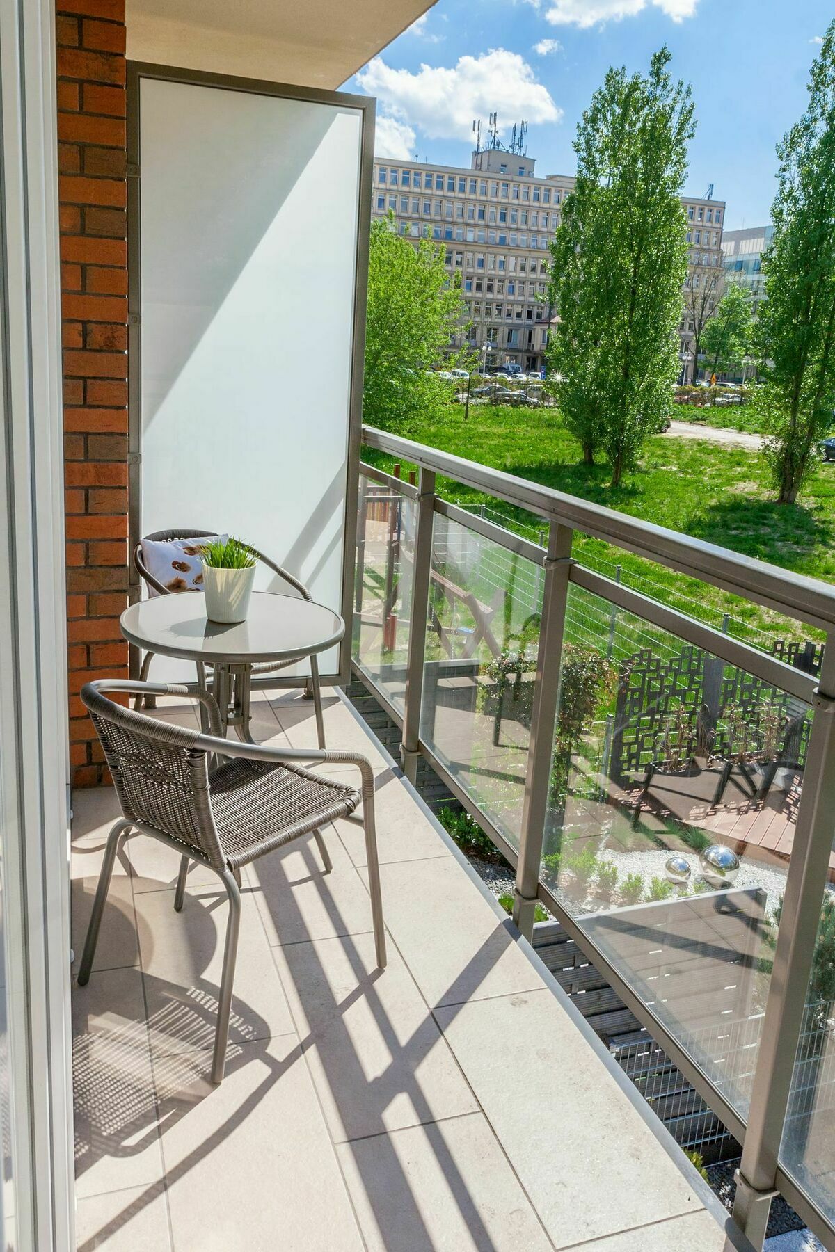 Friendhouse -train Station Apartment *