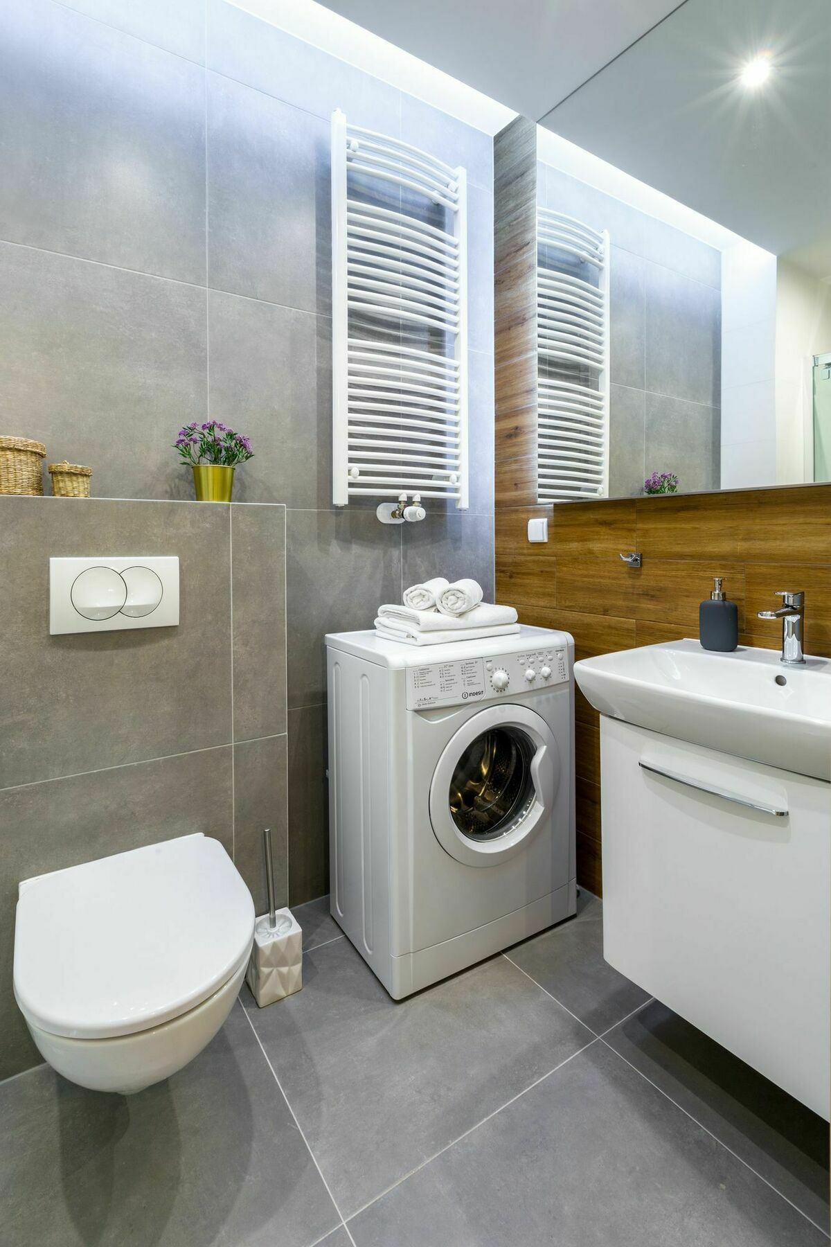 Friendhouse -train Station Apartment *