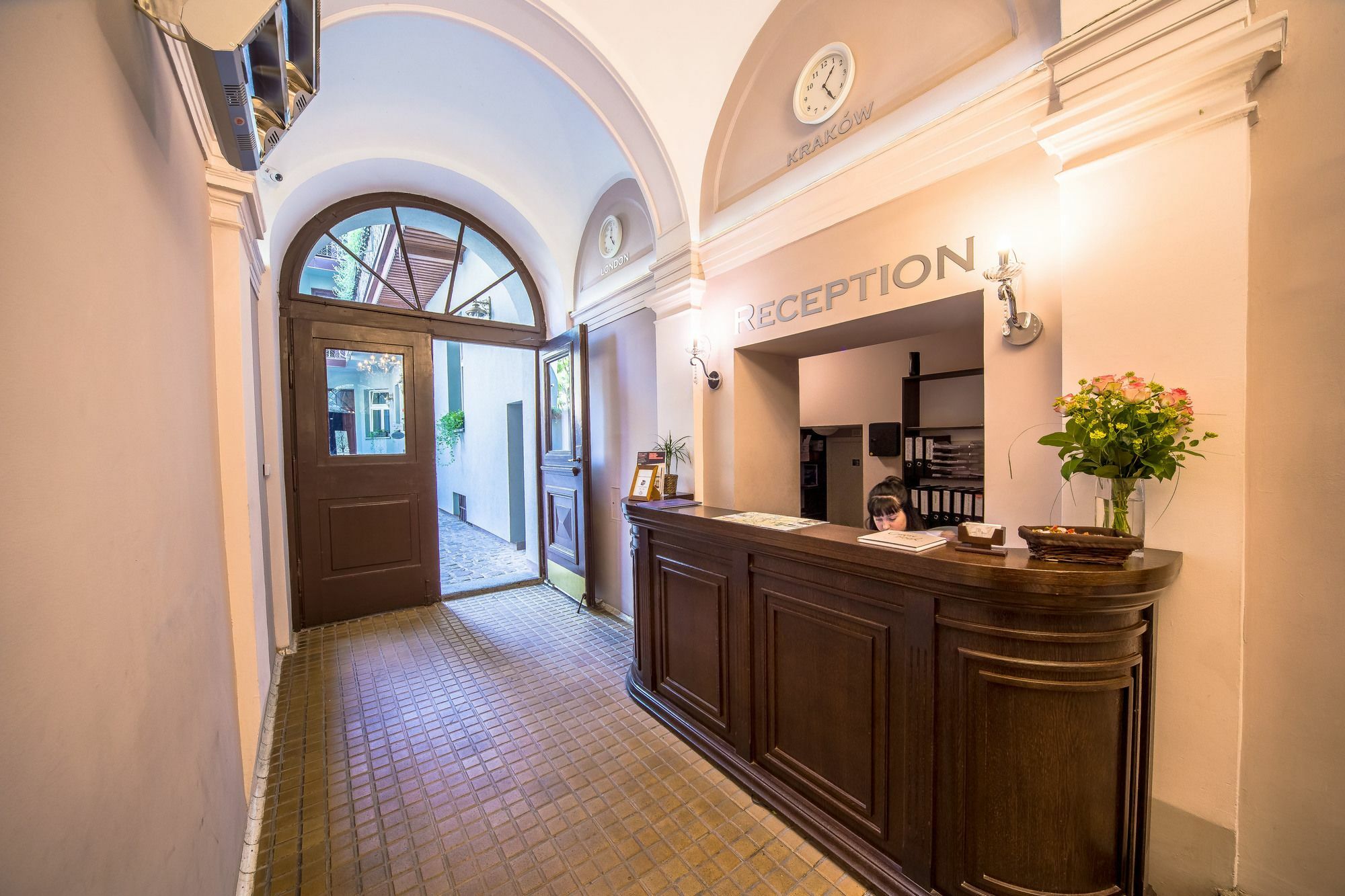 Old Town Aparthotel 3*