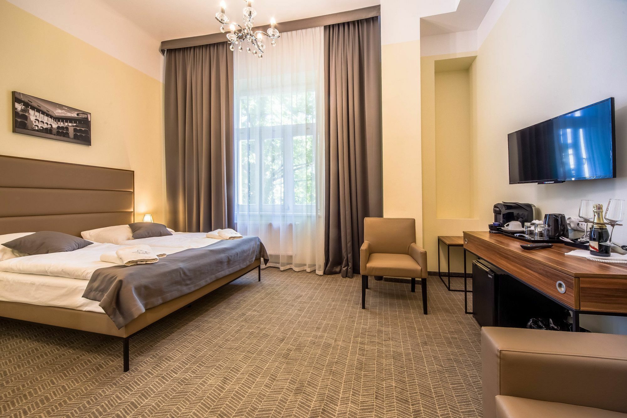 Old Town Aparthotel