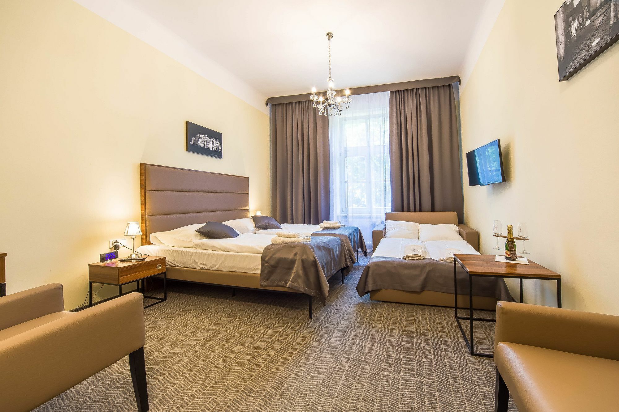 Old Town Aparthotel