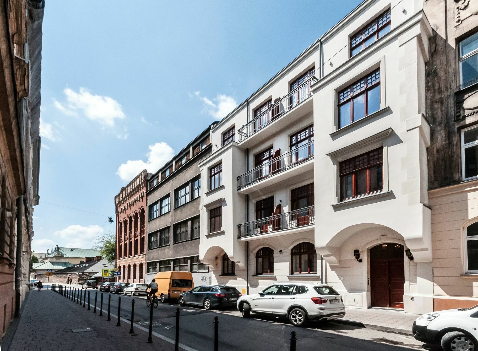L5 Aparthotel 3*