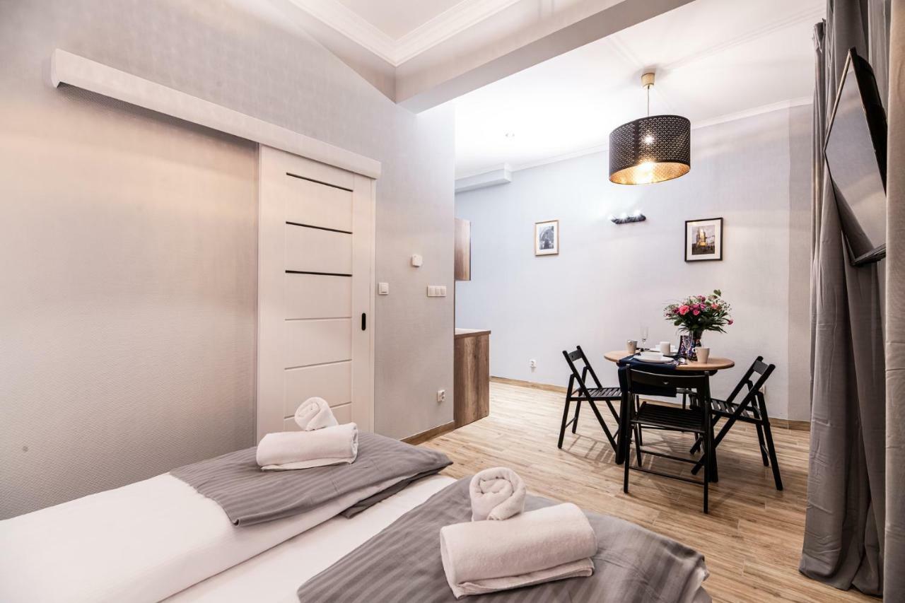 Lubomirskiego 23 Residence: Near Main Square & Station *