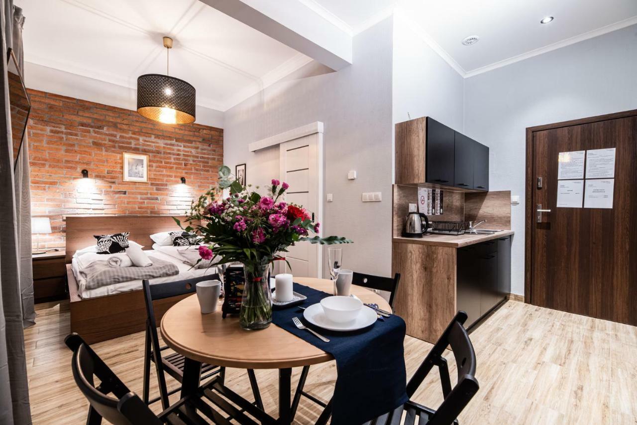 Lubomirskiego 23 Residence: Near Main Square & Station Aparthotel