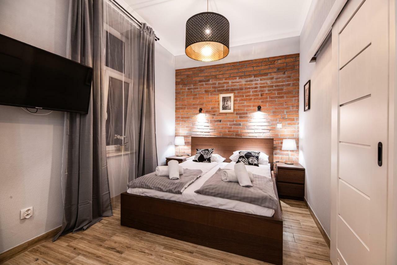 Lubomirskiego 23 Residence: Near Main Square & Station
