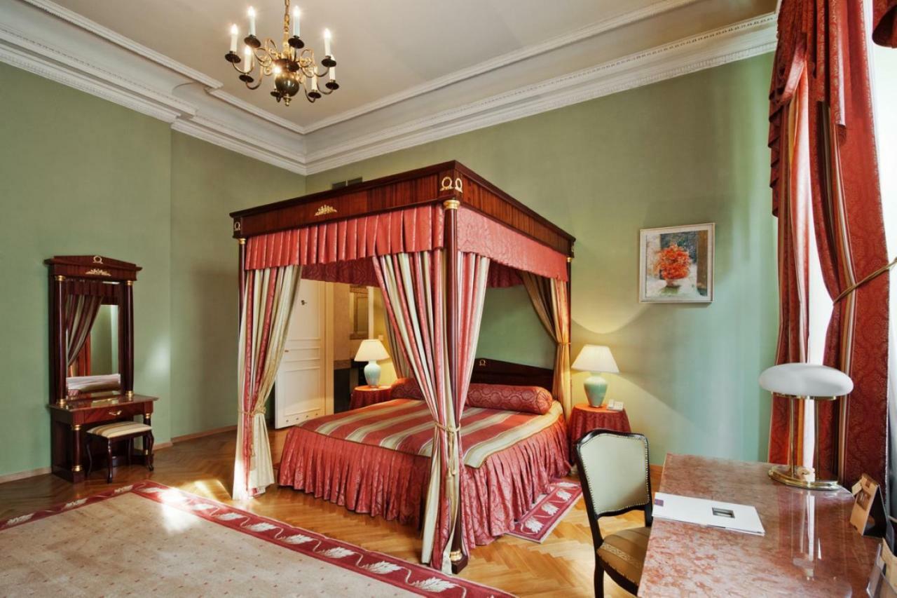 Grand Hotel 5*