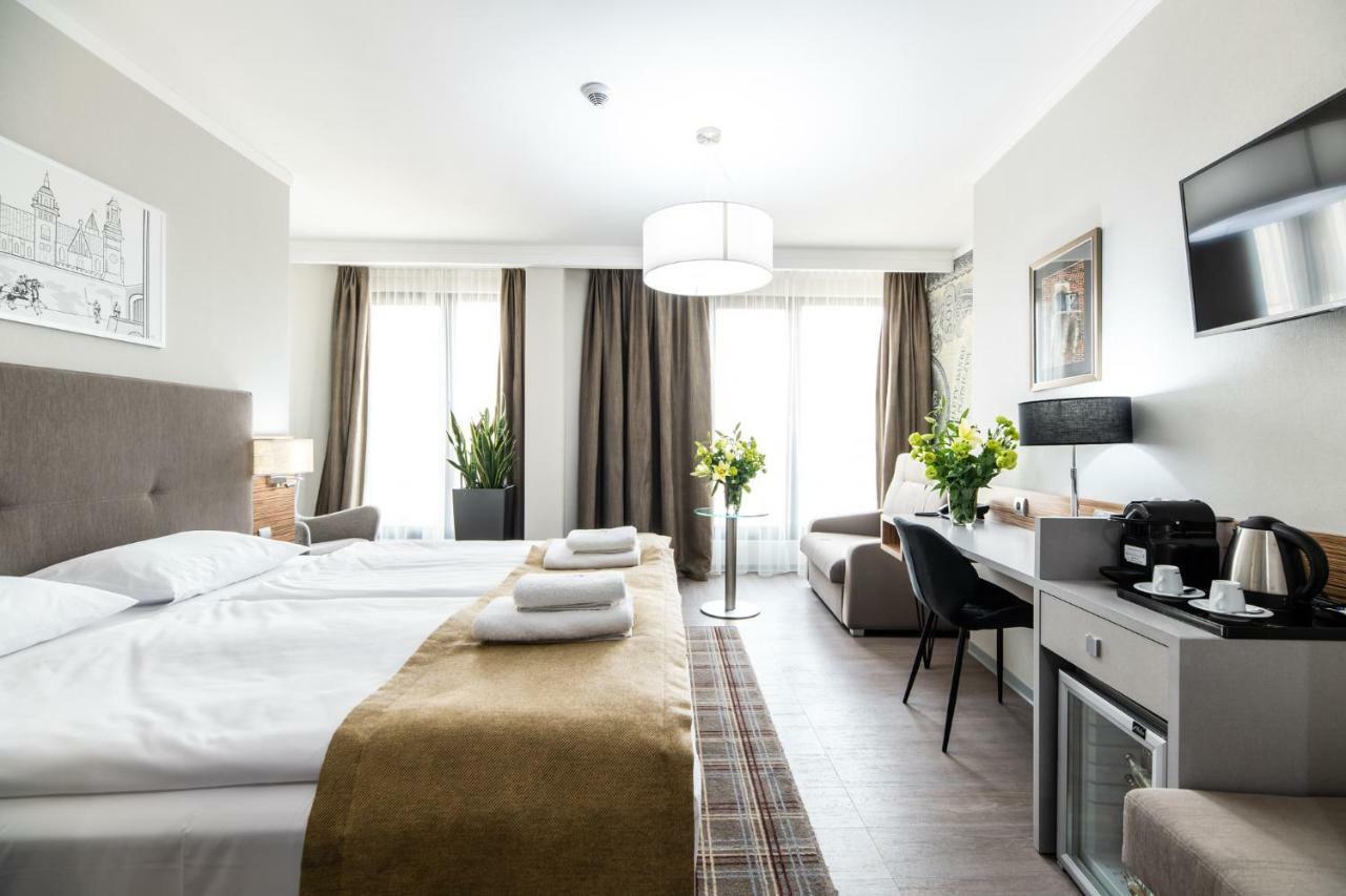 Perfect Hotel