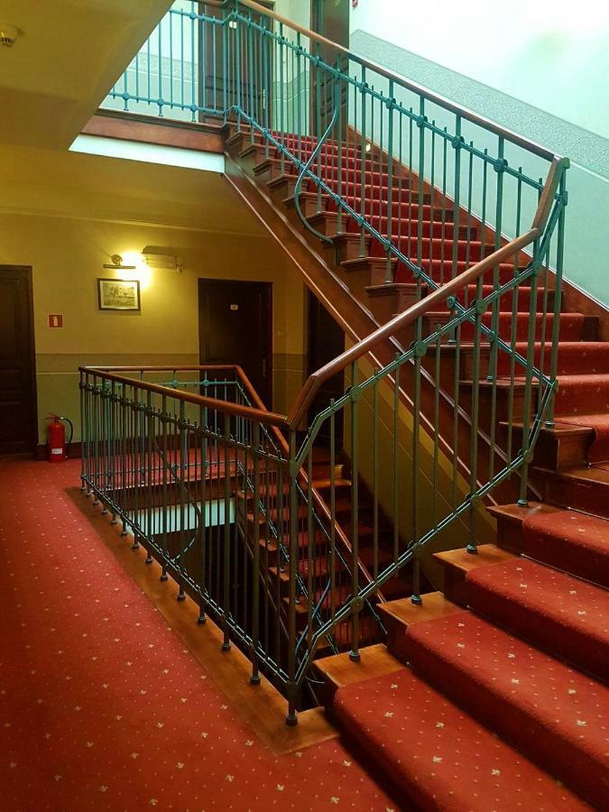 Goldstar Luxury Old Town