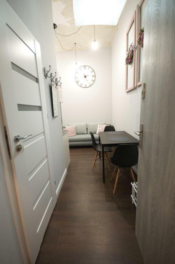 Royals Flower Apartment *
