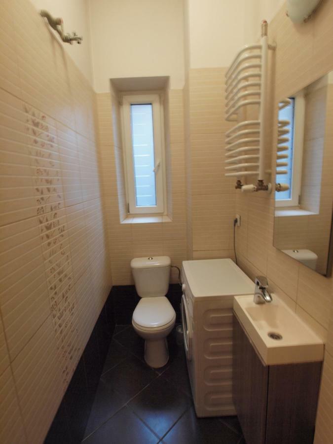 Babel Apartment