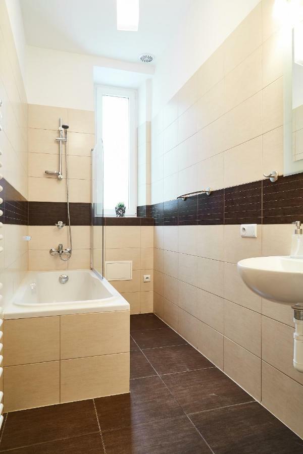 Apartment Modern