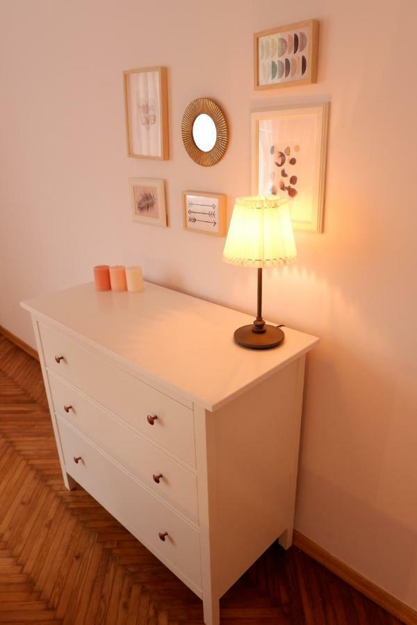Singer Old Town Apartment Krakow