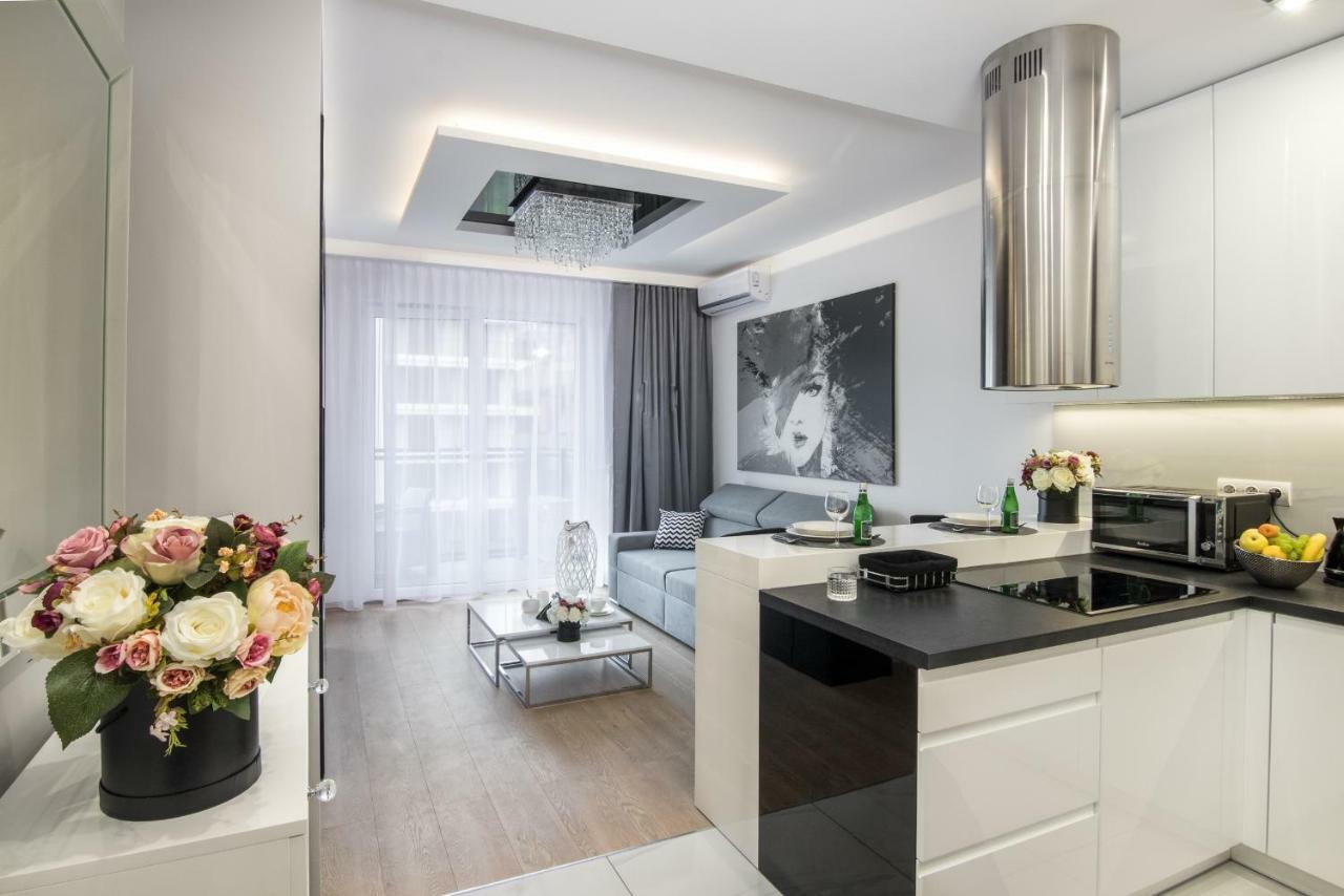 Crystal Luxury Rakowicka 22h *