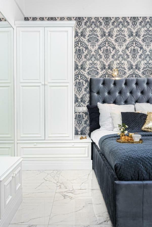 Golden Fish - New - Old Town Apartamento