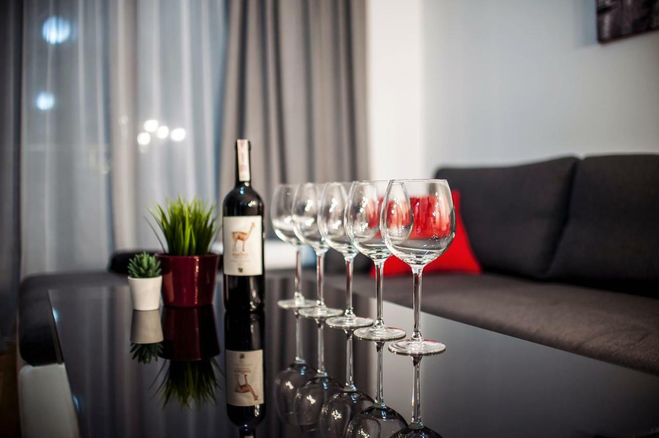 Tp Apartment
