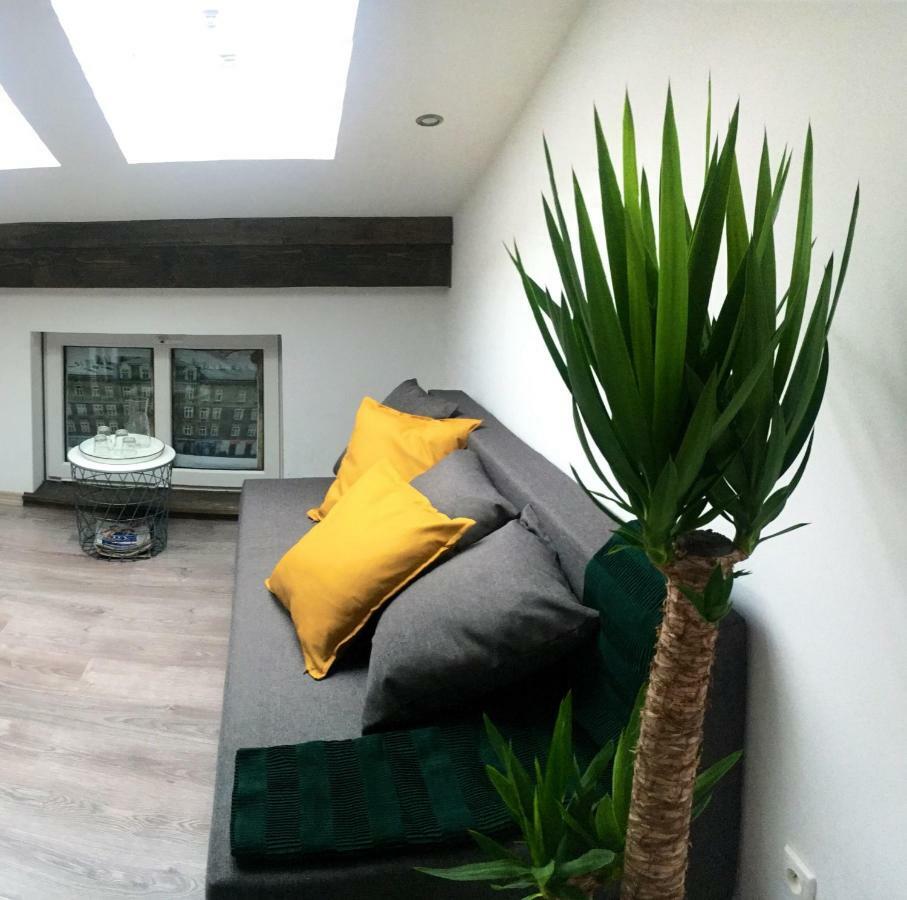 Apartwolnica Apartment *