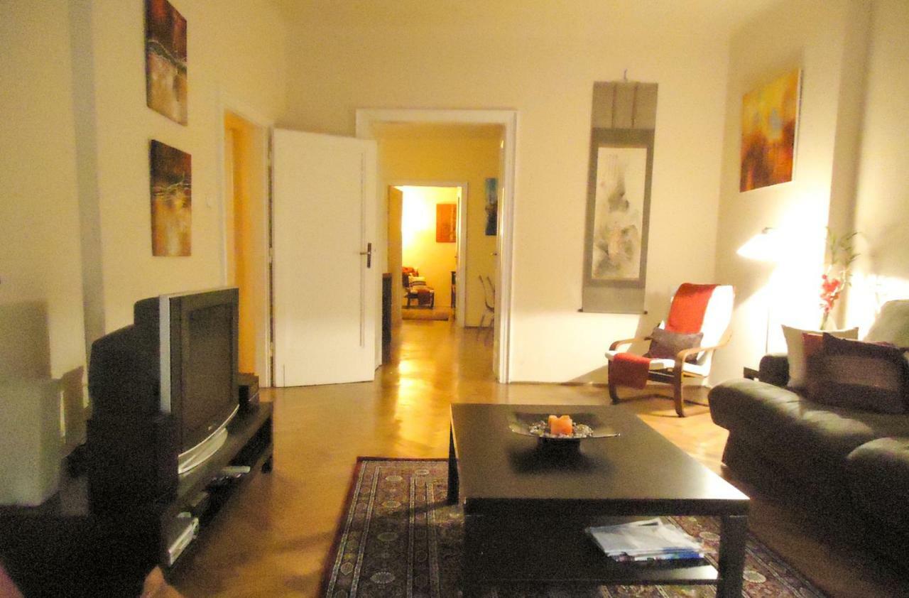 Krowoderska Apartment *