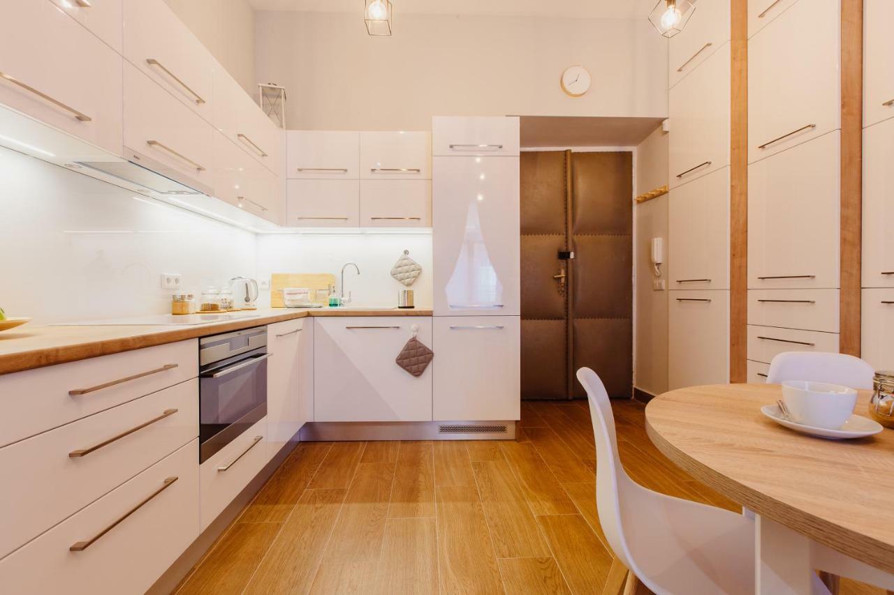 Apartment Atticus Krakau