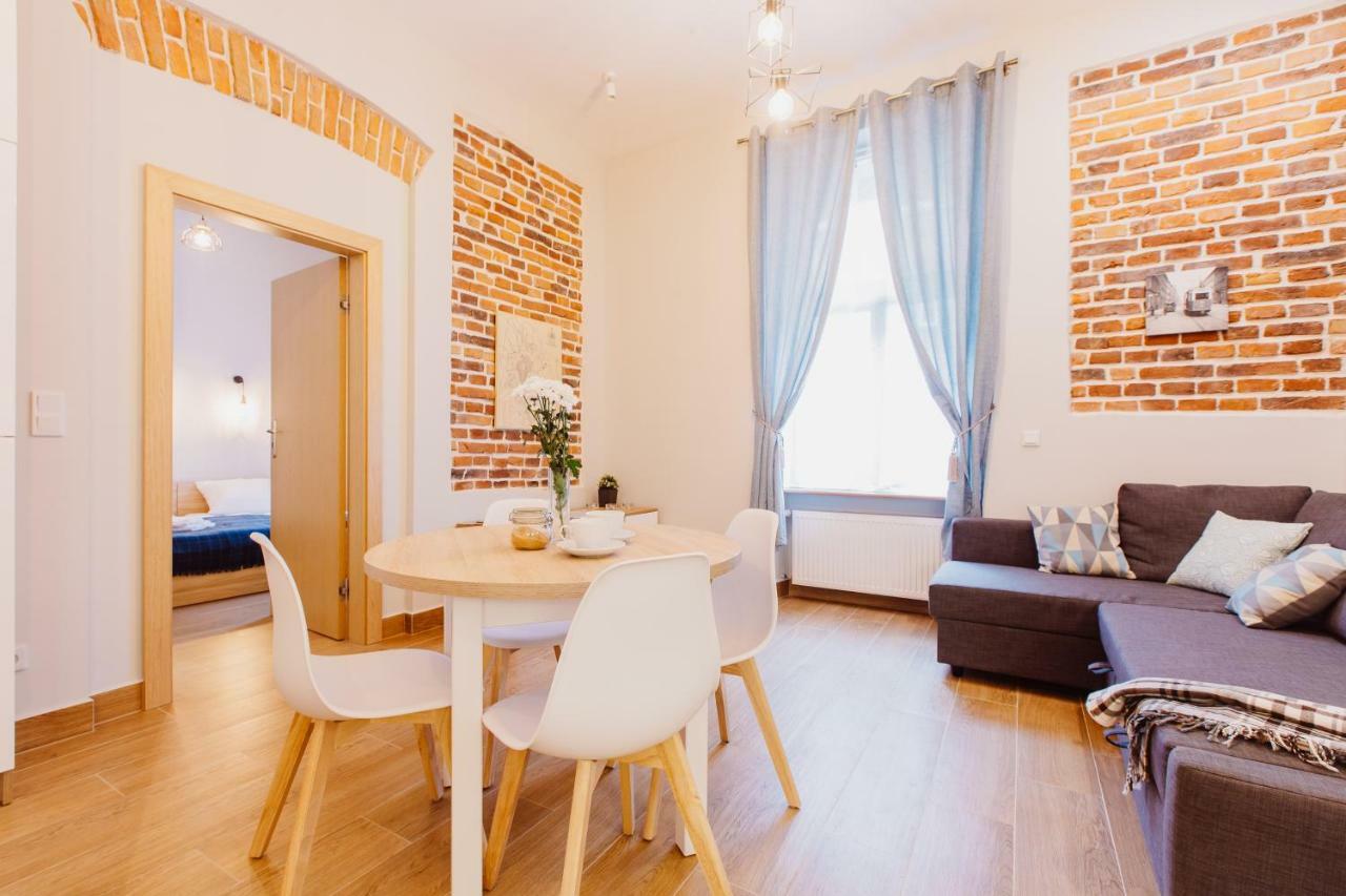 Atticus Apartment *