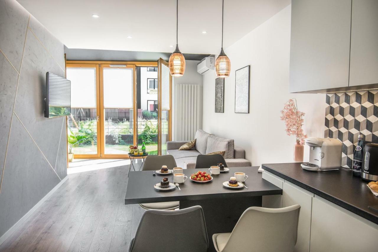 Boulevard Apartment