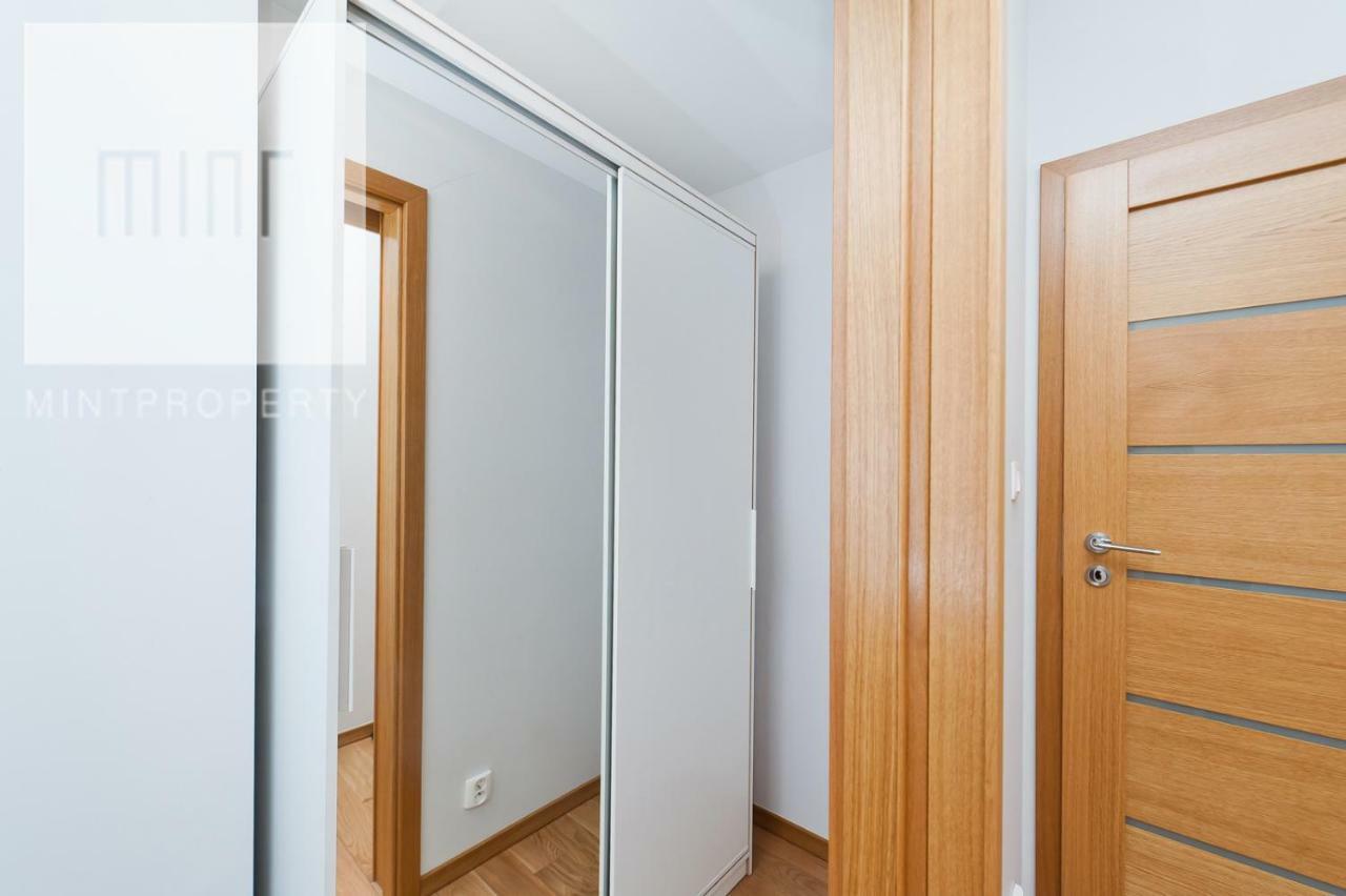 Charming And Bright- Golden Apartments- Old Town Apartament *