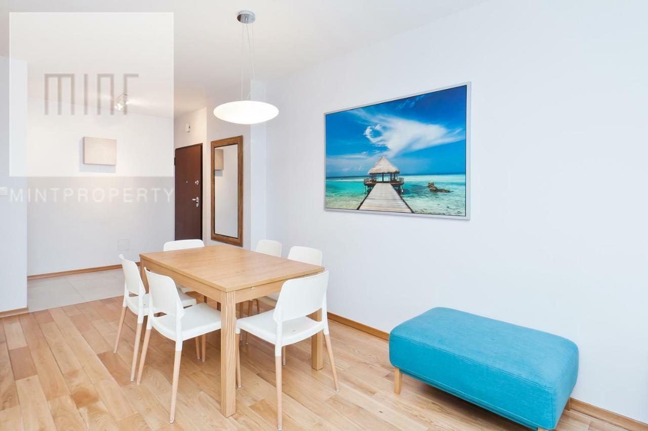 Charming And Bright- Golden Apartments- Old Town *