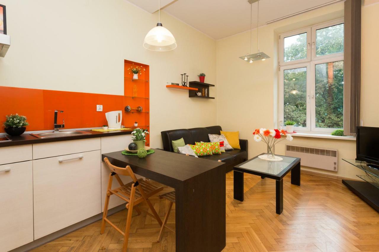 Bright And Charming- Golden Apartments&D8B * Krakau