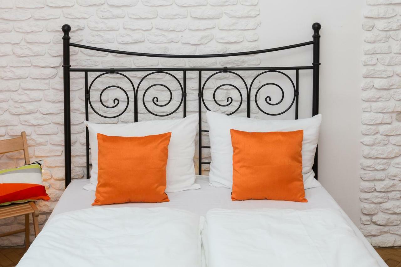 Bright And Charming- Golden Apartments&D8B *