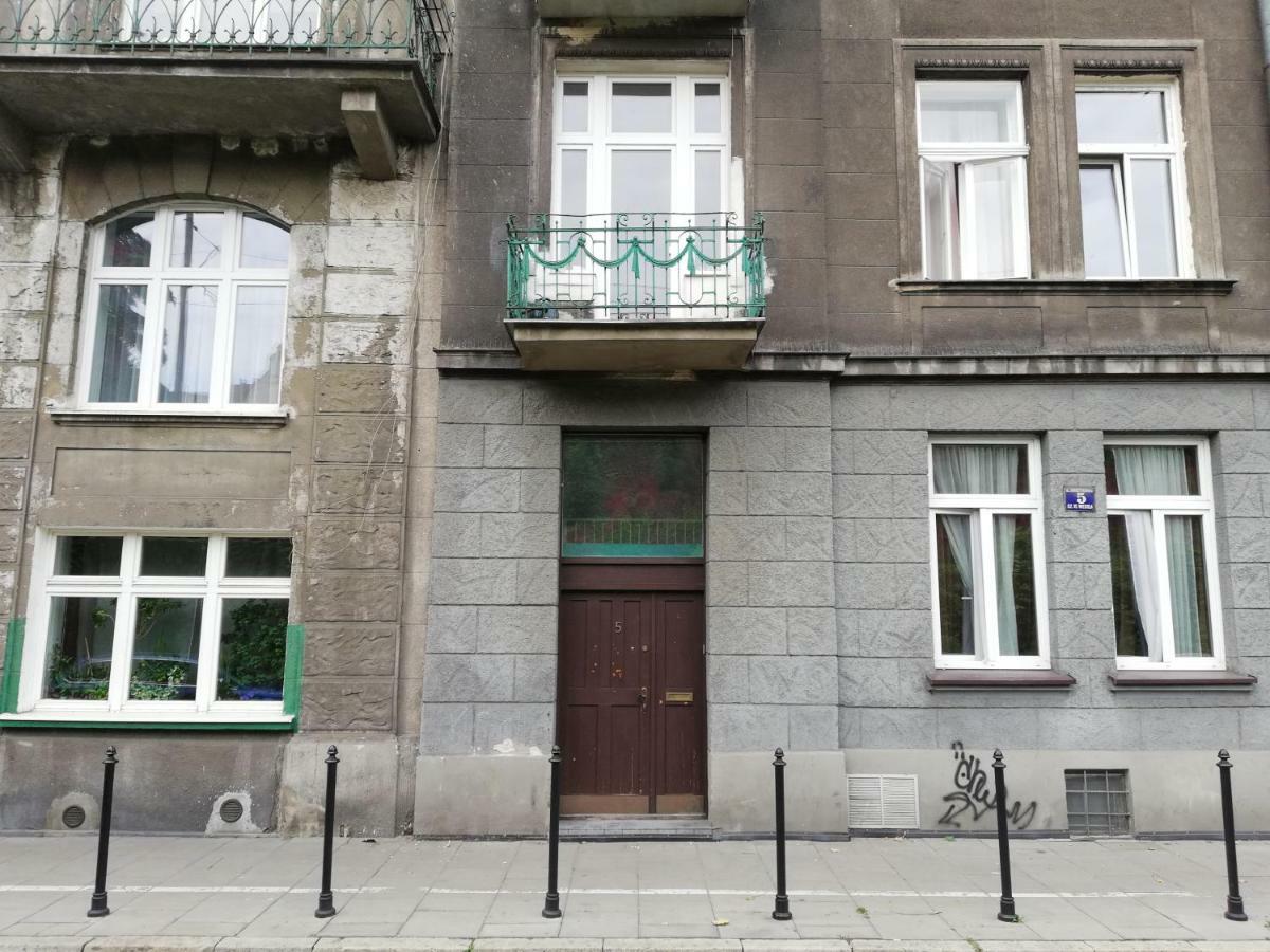 Stylish 2 Bedroom Morsztynowska Street Apartment Krakow