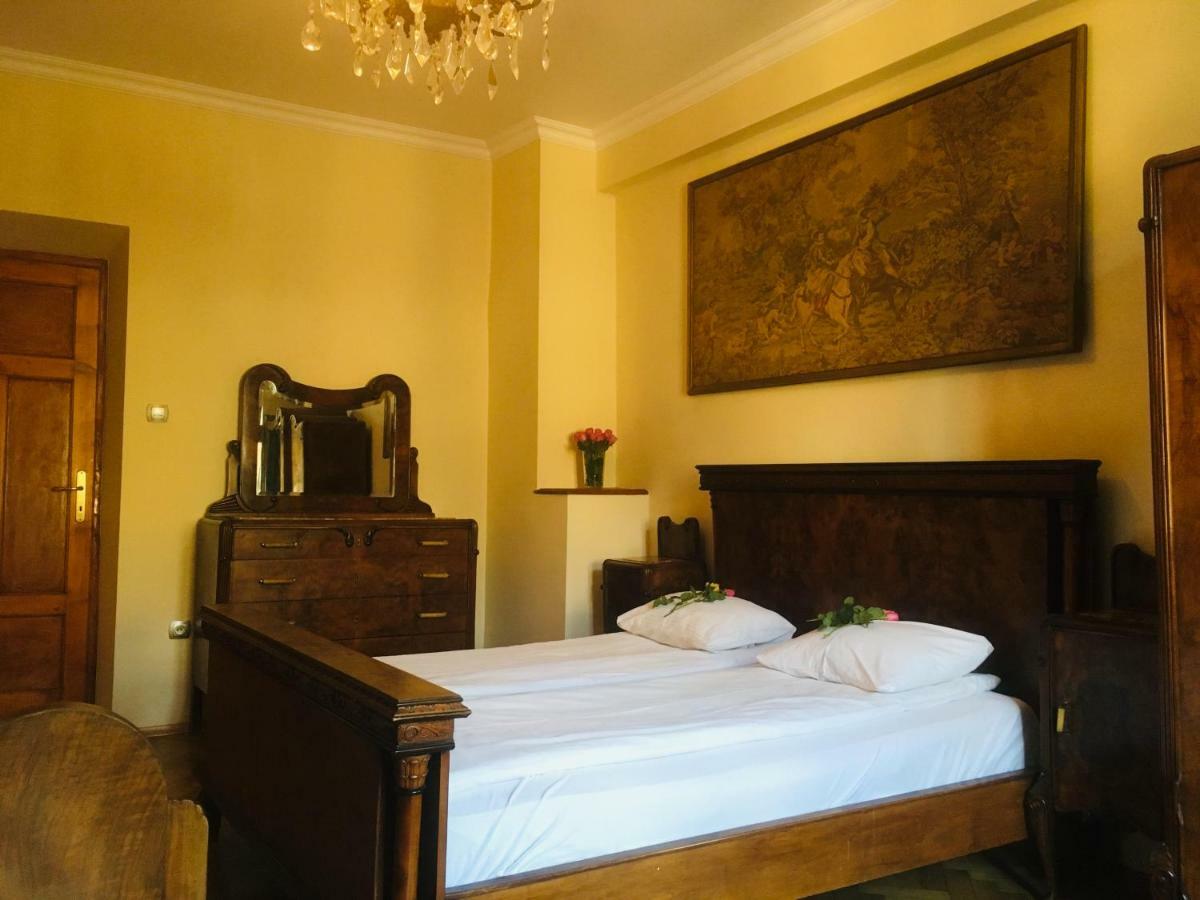 Apartment Decameron