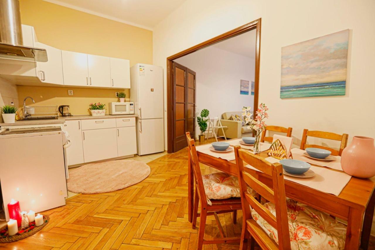 Big&Bright- Golden Apartments- Old Town Apartment Krakau