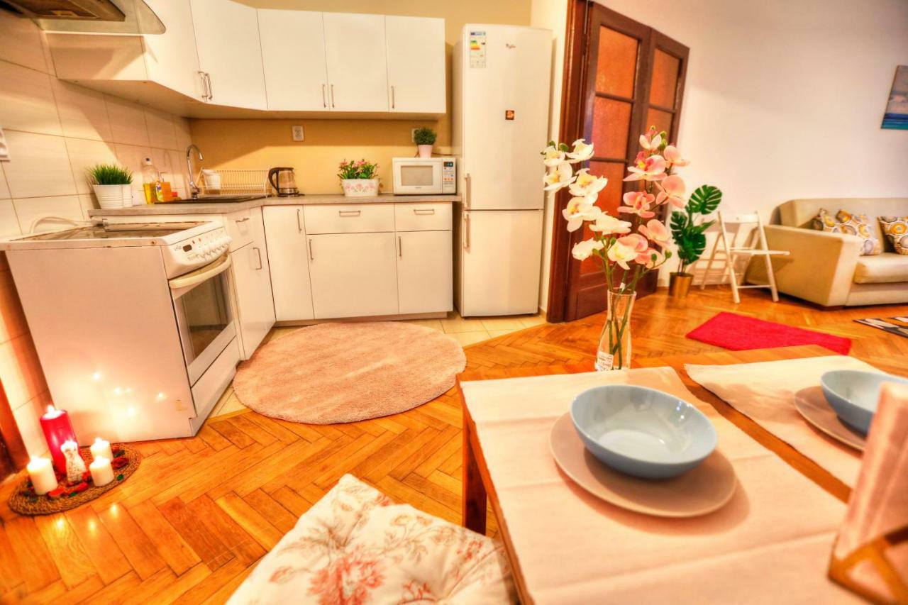 Apartment Big&Bright- Golden Apartments- Old Town *