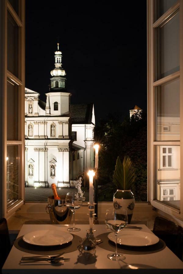 Stradomska 2 *