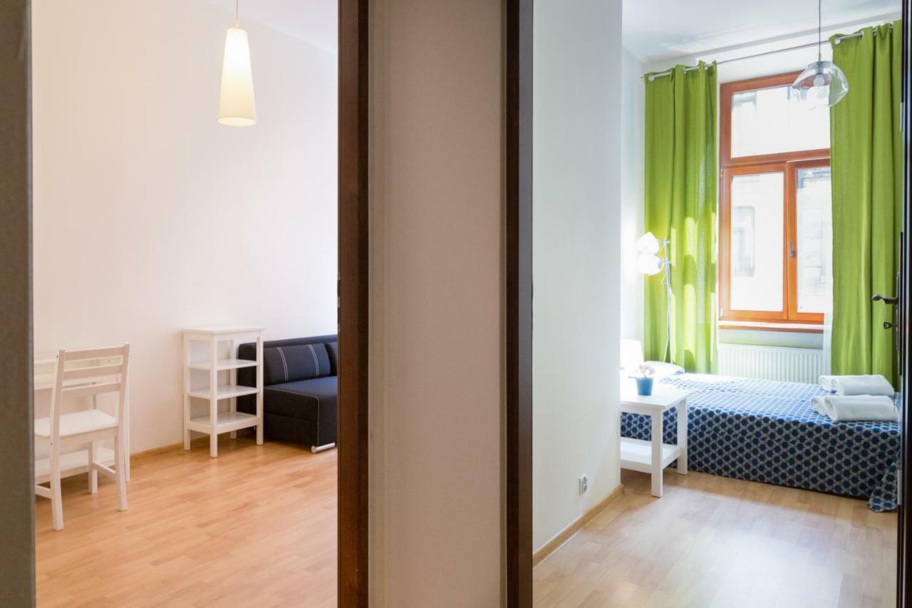 Wonderful Wrzesinska Street Apartment Krakow