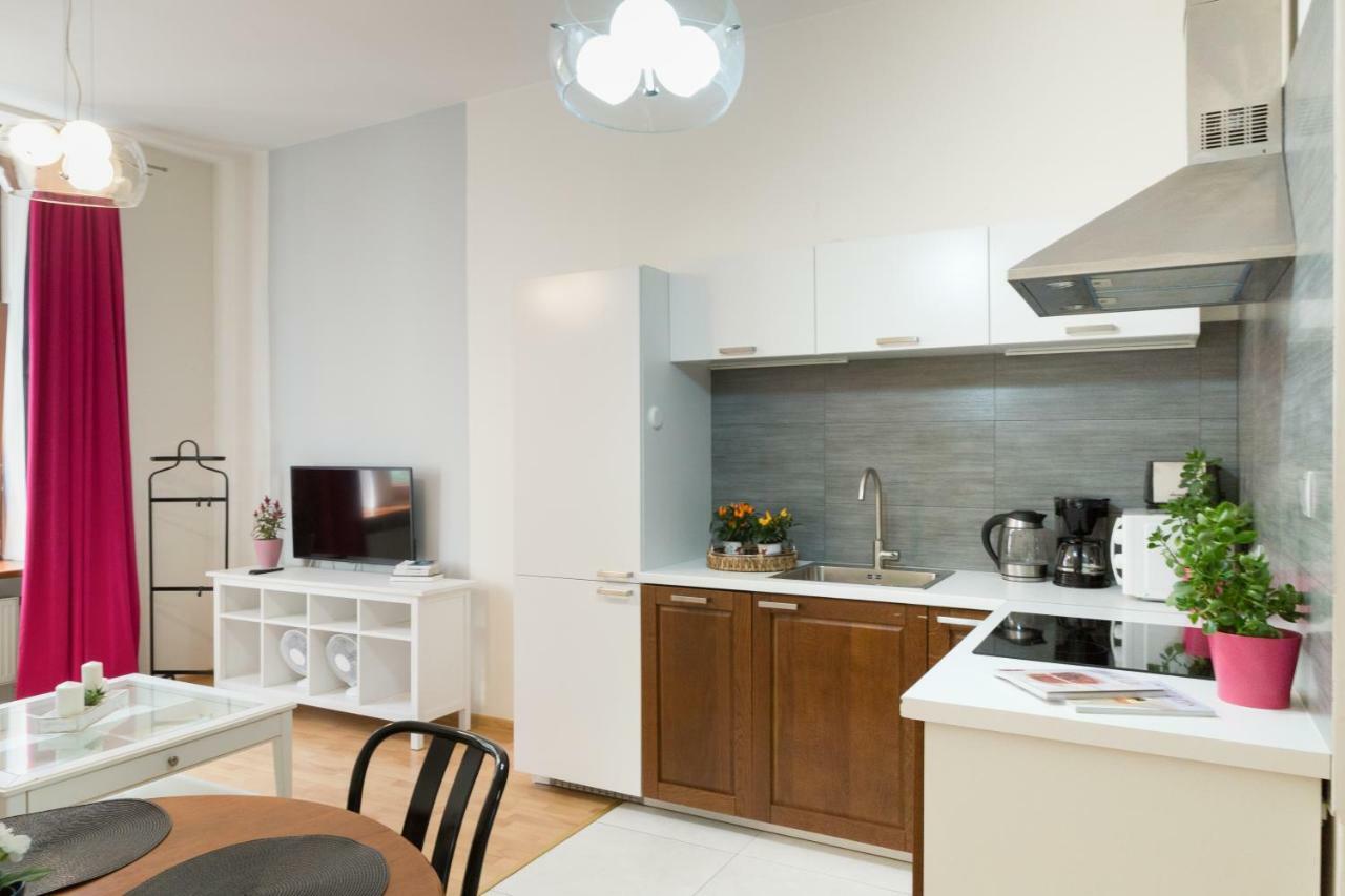 Wonderful Wrzesinska Street Apartment Krakow