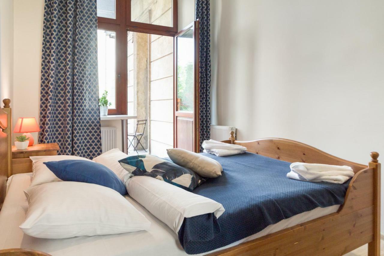 Wonderful Wrzesinska Street Apartment