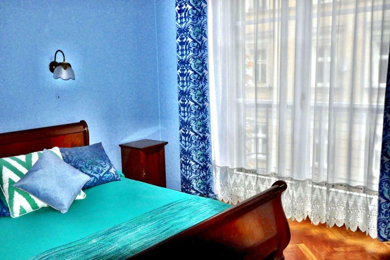 Fine Art Luxury In The Old Town Absolute Center *